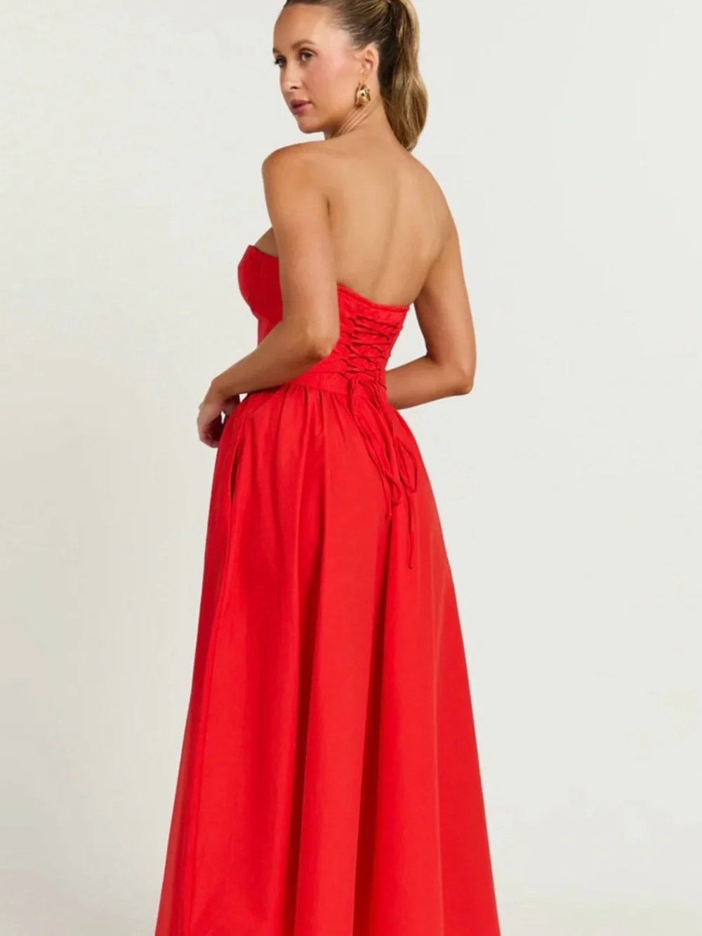 Showpo Daria Midi Dress 2 - Picture 2 of 6